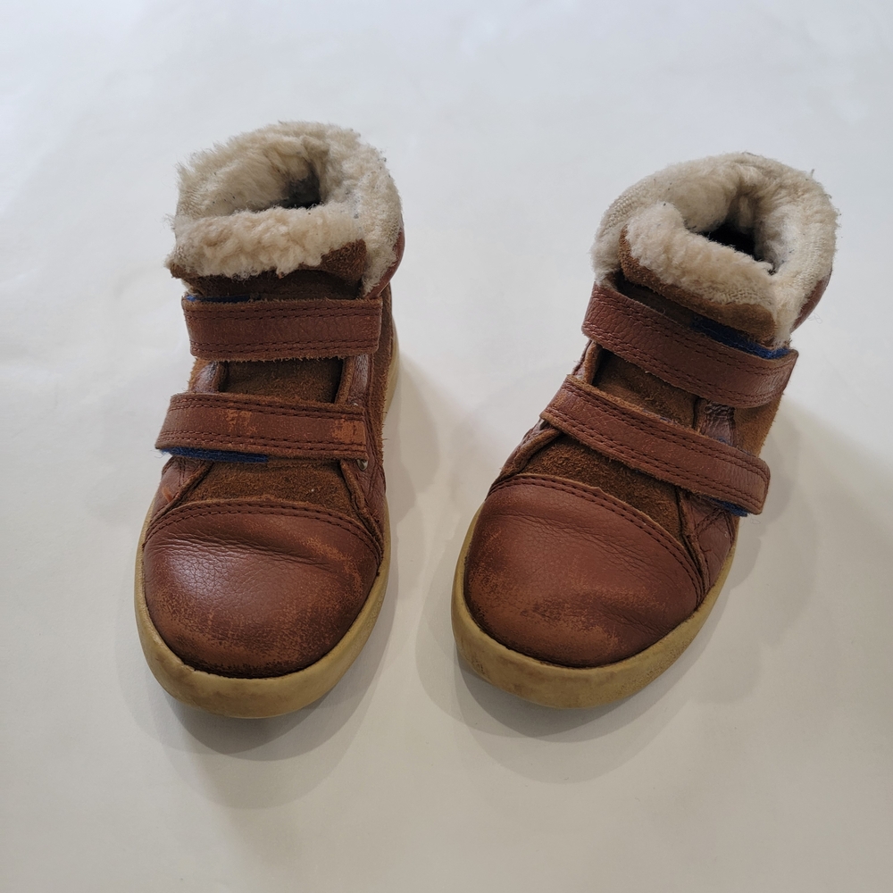UGG Kids Tan Brown Fur Lined Velcro Boots Sz US 9